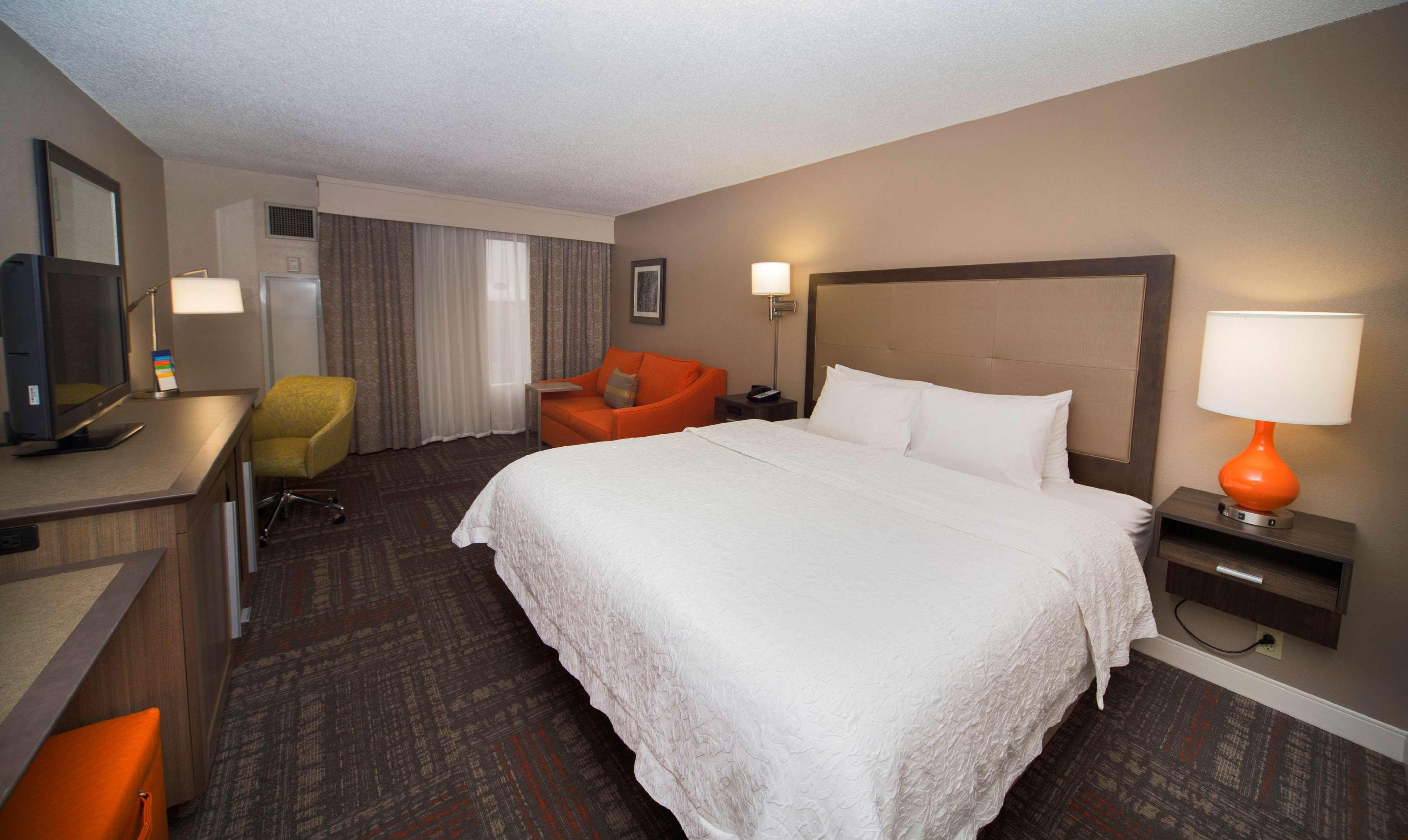 Hampton Inn & Suites Valdosta/Conference Center Экстерьер фото